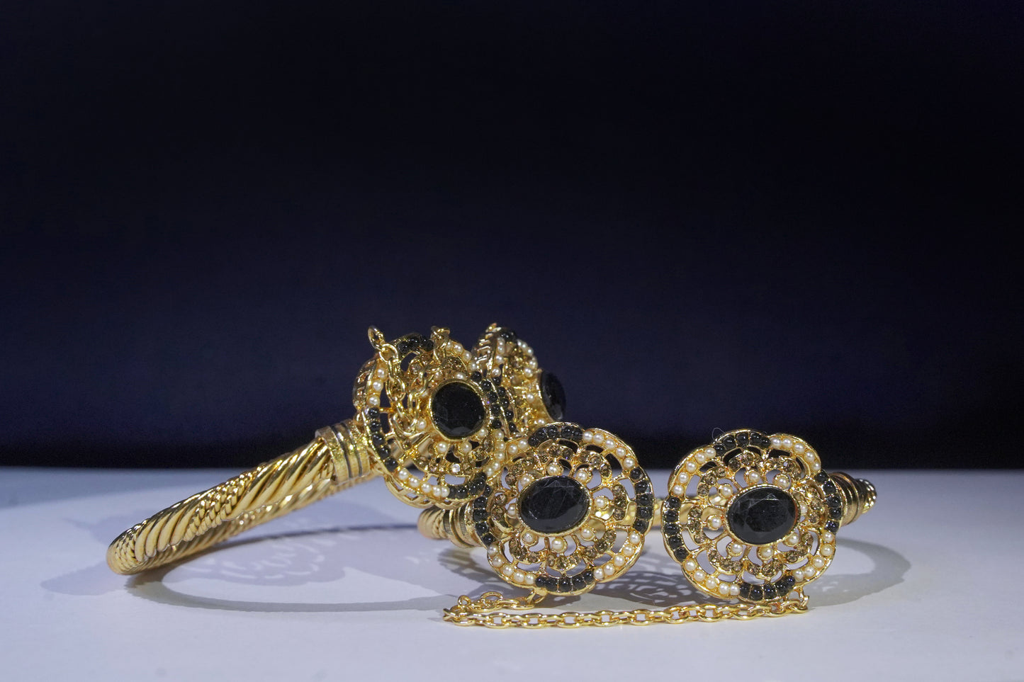 The Onyx & Pearl Heritage Kadas
