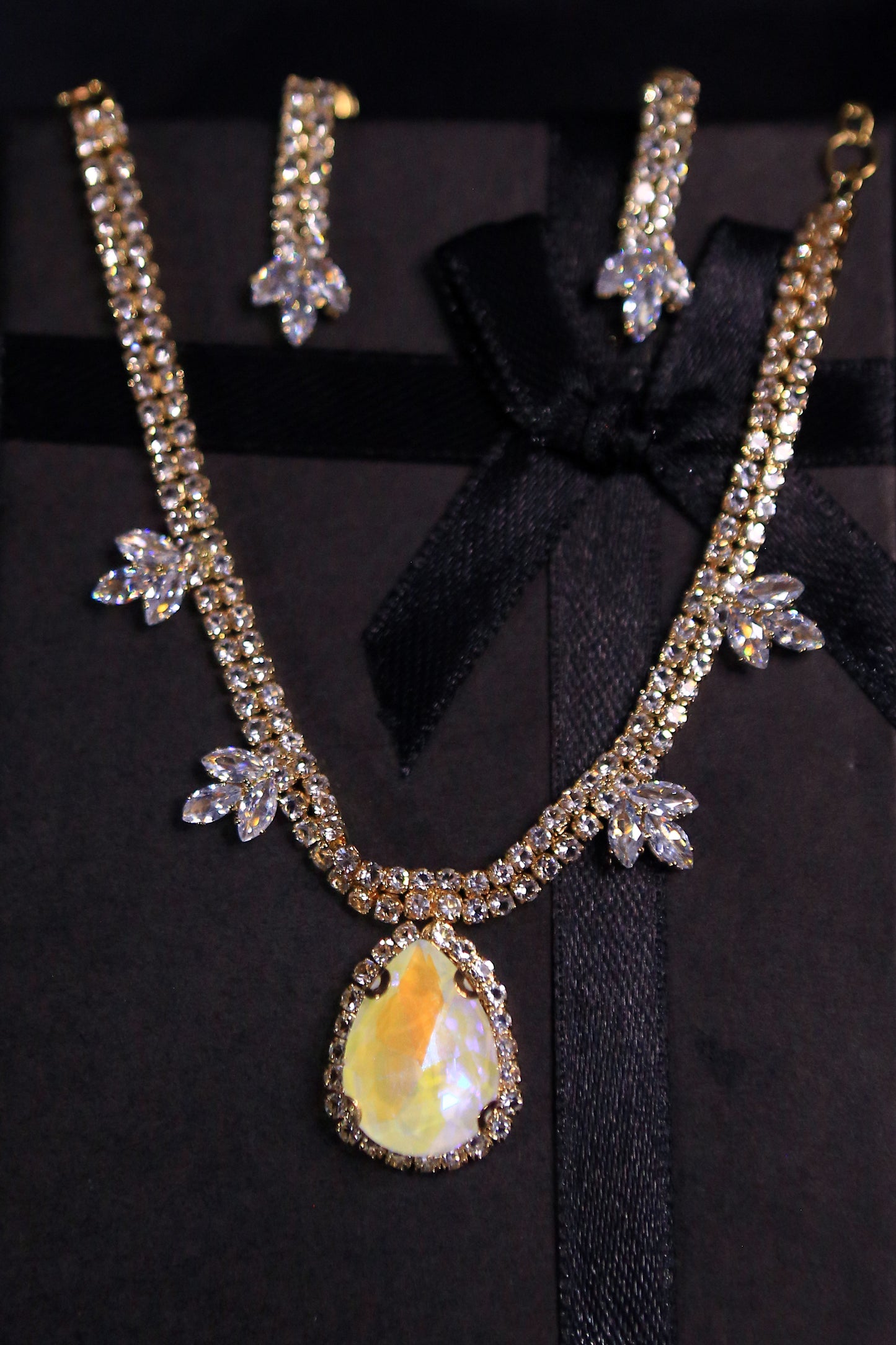 The Aurelia Drop Set