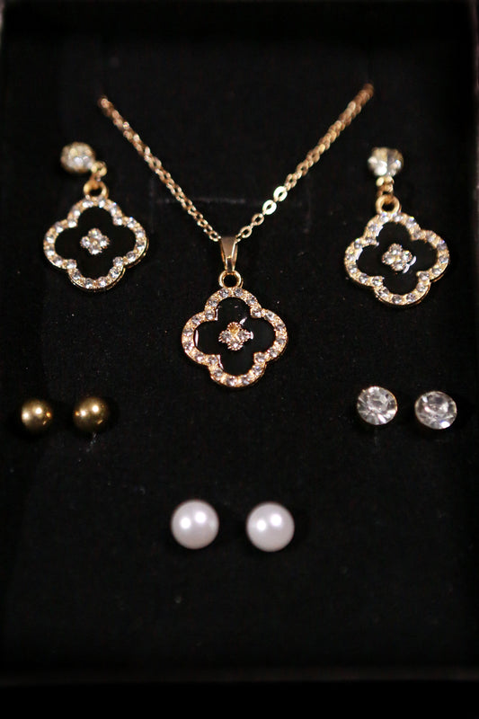 The Clover Onyx Set