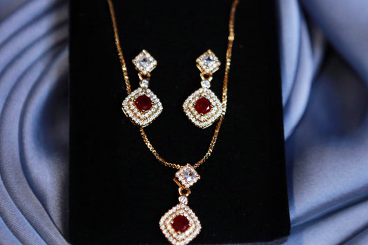 The Scarlet Rhombus Set