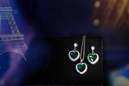 The Emerald Amour Set