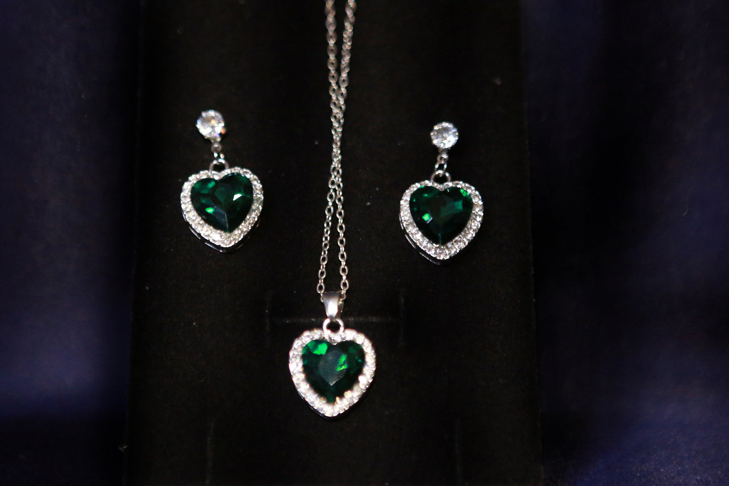 The Emerald Amour Set