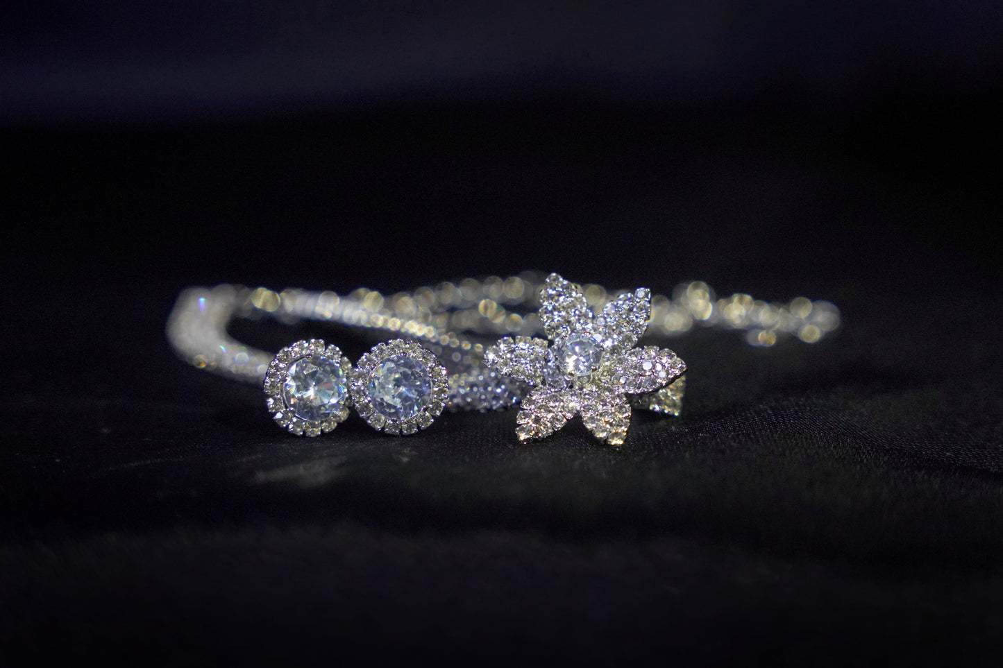 The Stellar Bloom Set