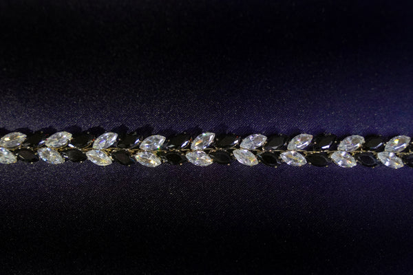 The Argent Noir Vine Bracelet